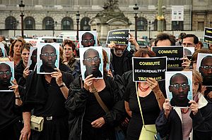 Troy Davis Paris demo