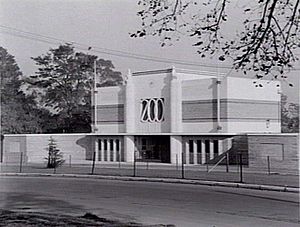 Zoo melb entrance 1940