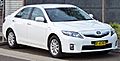 2010 Toyota Hybrid Camry (AHV40R MY10) sedan (2010-07-10) 01