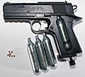 BB gun with CO2 and BBs