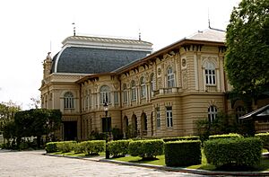 Boromphiman Palace
