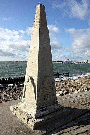 HMS Aboukir Memorial at Southsea - geograph.org.uk - 1297404