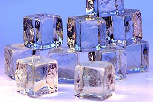 Ice cubes openphoto