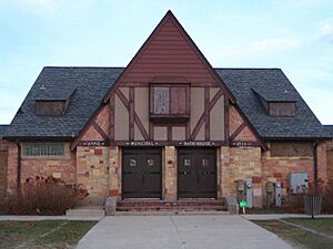 Kenosha Municipal Bath House Est. 1934 On Simmons Island
