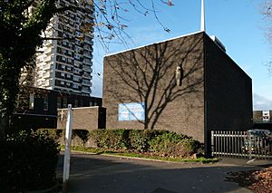 London, North-Woolwich, St John with St Mary & St Edward 01.jpg