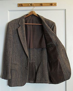 Tailored sport coat partial lining