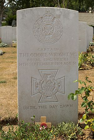 Theodore Wright VC gravestone at Vailly British Cemetery