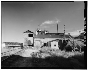 VIEW OF REFINING MILL, LOOKING SOUTH-SOUTHEAST - Clay Spur Bentonite Plant and Camp, Refining Mill, Clay Spur Siding on Burlington Northern Railroad, Osage, Weston County, WY HAER WYO,23-OSAG.V,1-O-12
