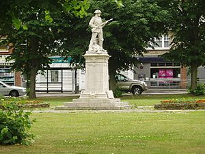 Warlingham - war memorial - geograph.org.uk - 23435.jpg