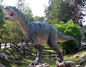 Allosaurus in Baltow 20060916 1500