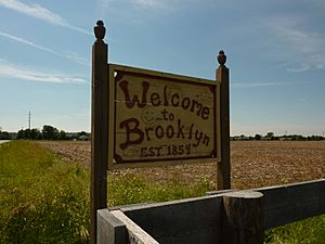Brooklyn, Indiana - sign at the eastern end of the village - P1080687