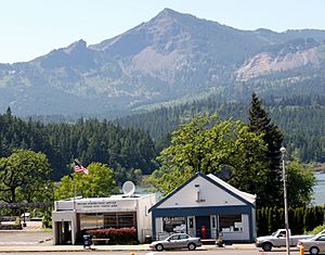 Cascade Locks Oregon post office