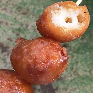 Cascaron- fried mochi balls (12486482804)