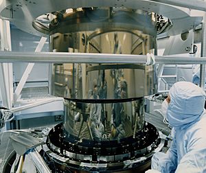 Chandra telescope mirror assembled Hrma7 300