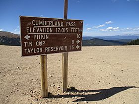 Cumberland Pass, Gunnison County, Colorado, USA 01.jpg