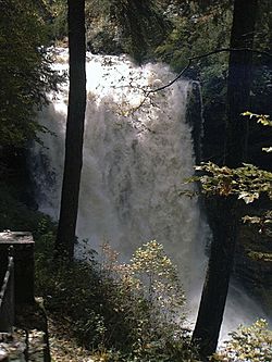 Dry Falls-heavy flow