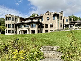 Fair Lane (Clara and Henry Ford Mansion), Fair Lane Drive, Fairlane, Dearborn, MI - 54273738503.jpg