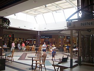 Green Tree Mall Center Court