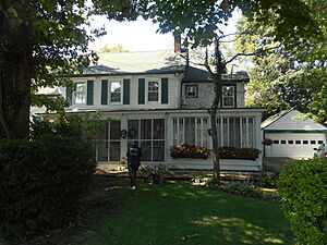 House at 251 Rocklyn Avenue, Lynbrook-3