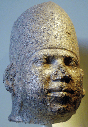 Huni-StatueHead BrooklynMuseum