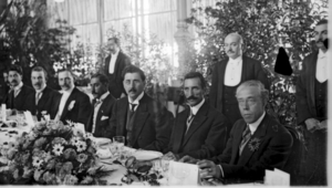 José María Pino Suárez durante un banquete en su honor