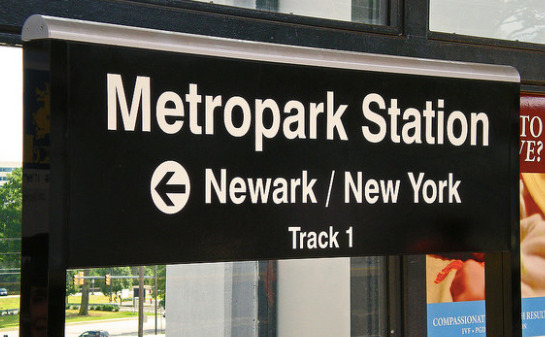 MetroparkStation Track1 signf