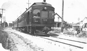Oregon Electric train passing through Albany, Oregon (3230126720)