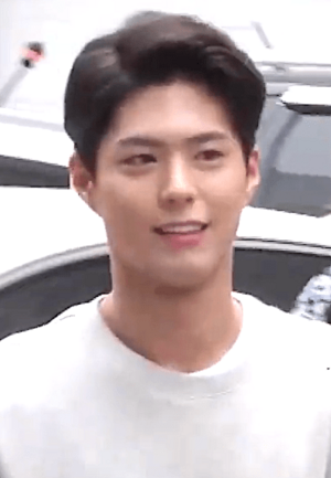 Park Bo-gum on his way to film Music Bank on July 10, 2015 2