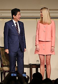 Shinzō Abe and Ivanka Trump (4)