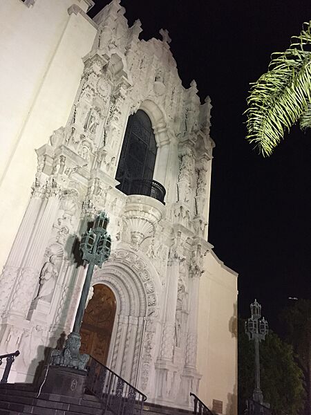 St. vincent front