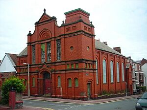 United Methodist Free Church - geograph.org.uk - 486659