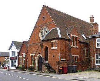 West Memorial Hall, Gosbrook Road Caversham.jpg