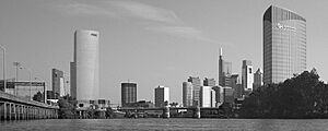A650, Philadelphia skyline from the Schuylkill River, south of the South Street Bridge, 2018