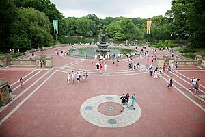 Bethesda Fountain, Central Park, New York, USA-1Aug2010