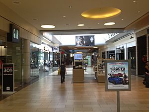 Christiana Mall between Macy's and JCPenney