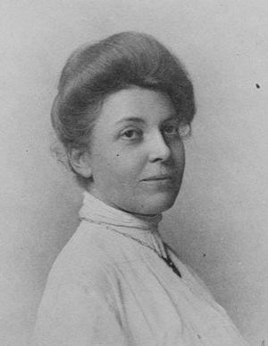 Clara Barck Welles 1906-crop