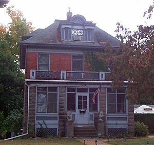 DelongHouseWaupacaWisconsin