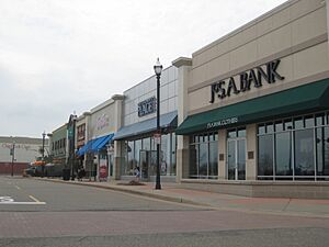 Eastwood Towne Center shops 1