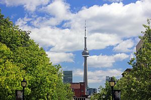 Gfp-canada-ontario-toronto-CN-tower-in-the-distance