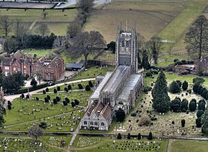 Holy Trinity Church Long Melford aerial image (8681952848).jpg