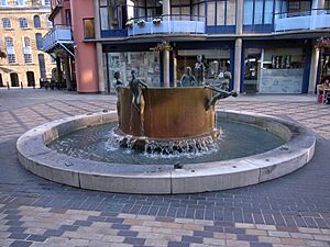 Horselydown Square (3721210243)