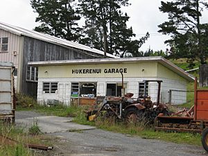 Hukerenui Garage