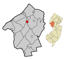 Map of Clinton in Hunterdon County. Inset: Location of Hunterdon County highlighted in the State of New Jersey.