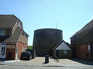 Martello Tower Number 24, Dymchurch - geograph.org.uk - 1274703