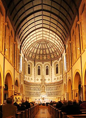 Oxford Oratory Church interior.jpg