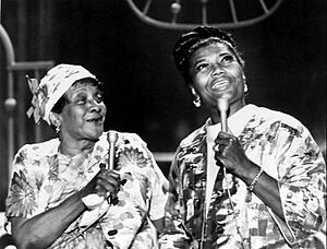 Pearl Bailey Moms Mabley The Pearl Bailey Show 1971