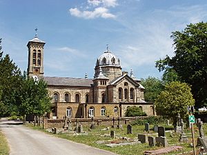 St James Church, Gerrards Cross - geograph.org.uk - 21046.jpg