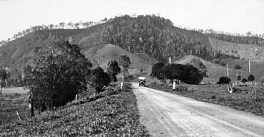 The Bruce Highway at Pomona looking towards Mount Tuchekoi, c 1931.jpg