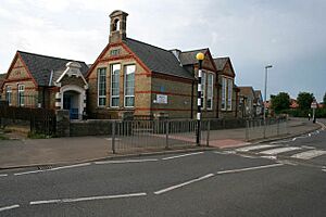 Walton Infant School - geograph.org.uk - 474479.jpg