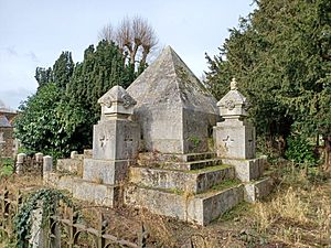 Webb Mausoleum, Milford churchyard, Surrey 08